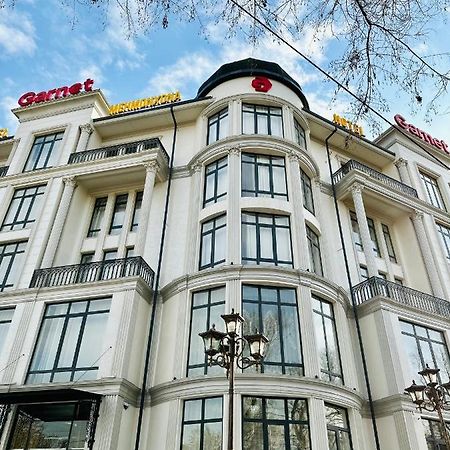 Garnet Hotel Tashkent Esterno foto
