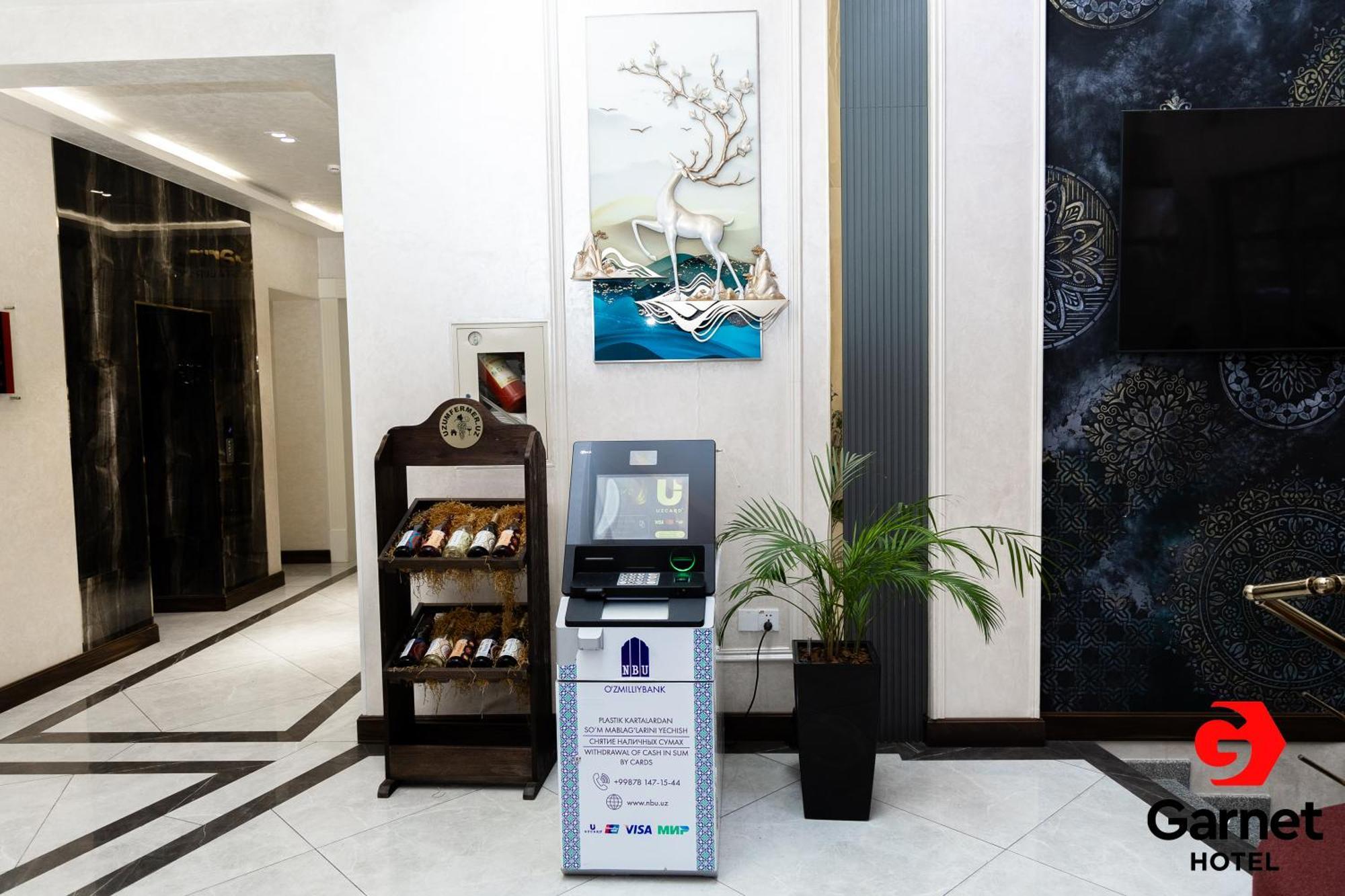 Garnet Hotel Tashkent Esterno foto